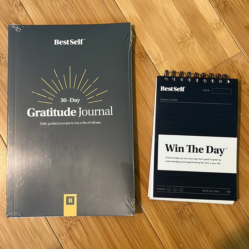 BestSelf 30-Day Gratitude Journal and Win the Day Notebook